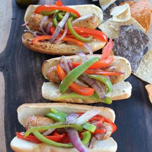 Cách làm bánh mì kẹp xúc xích nướng
