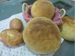 Bánh mì khoai tây