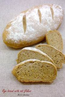 Bánh mì lúa mạch đen #038; yến mạch