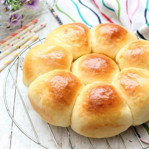 Cách làm bánh mì mật ong