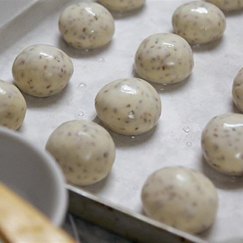 Cách làm bánh mì mè