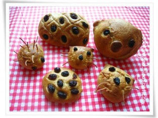 Bánh mì ngọt hình thú