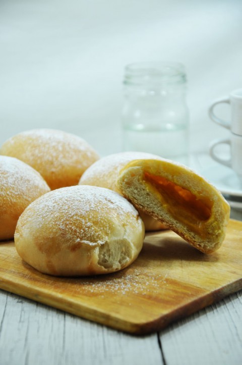 Bánh mì nhân bí ngô