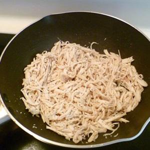 Cách làm bánh mì nhân thịt gà