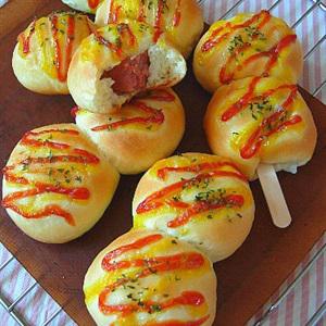 Cách làm bánh mì nhân thịt nguội