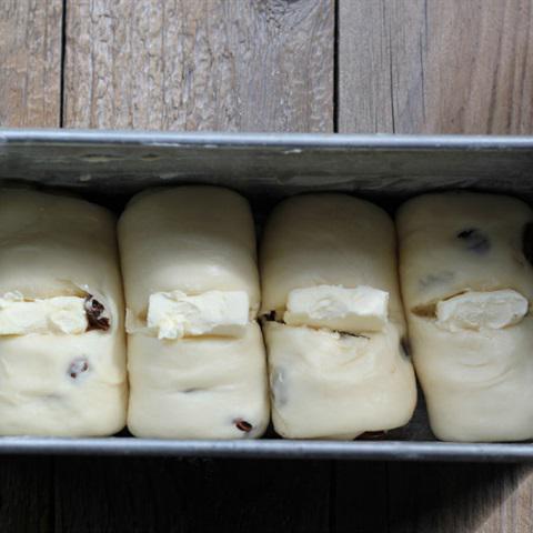 Cách làm bánh mì nho