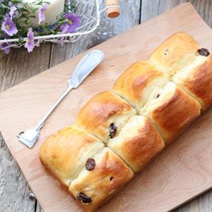 Cách làm bánh mì nho