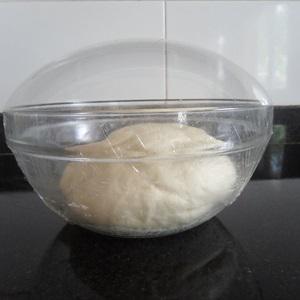 Cách làm bánh mì nho khô