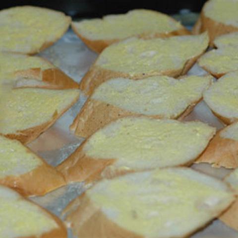 Cách làm bánh mì nướng bơ đường