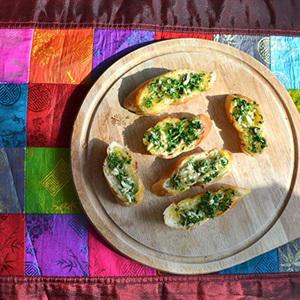 Cách làm bánh mì nướng bơ tỏi