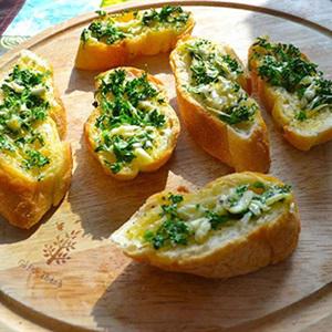 Cách làm bánh mì nướng bơ tỏi