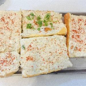 Cách làm bánh mì nướng tỏi