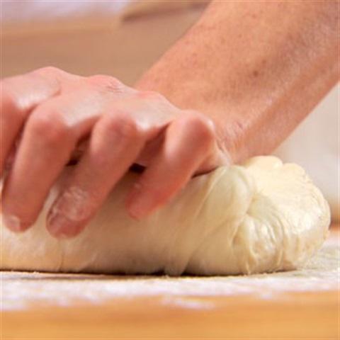 Cách làm bánh mì nướng xúc xính