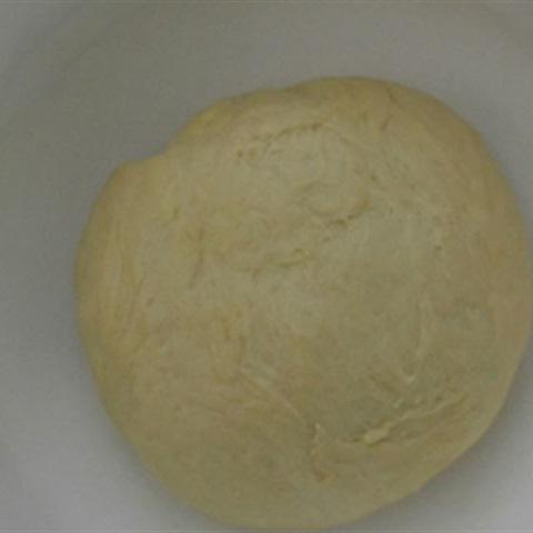 Cách làm bánh mì ốc quế nhân kem trứng