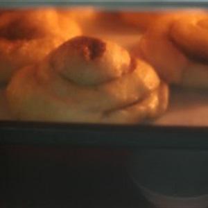 Cách làm bánh mì quế