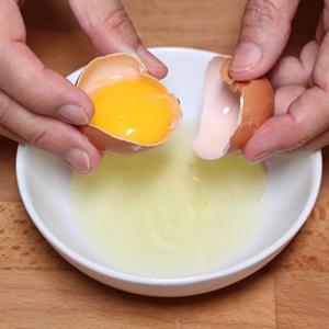 Cách làm bánh mì sandwich kẹp tôm