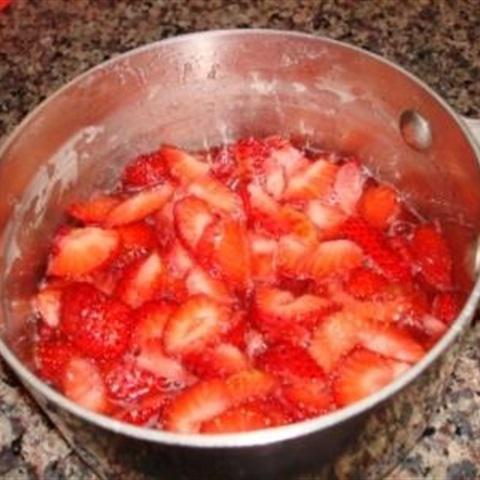 Cách làm bánh mì sandwich mứt dâu tây