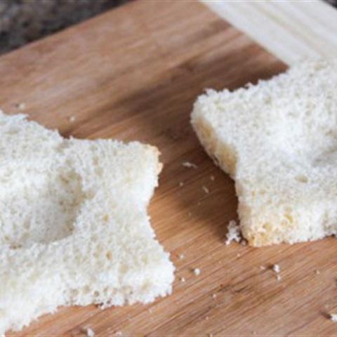 Cách làm bánh mì sandwich nướng trứng cút