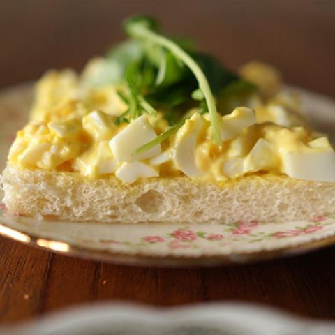 Cách làm bánh mì sandwich trứng luộc