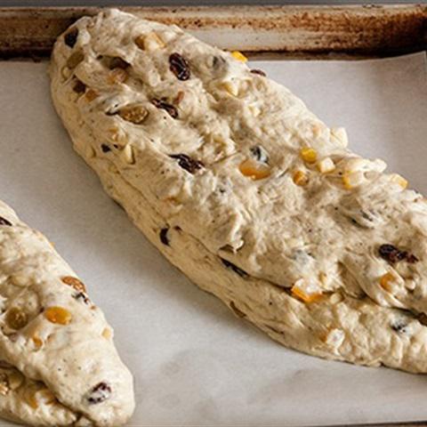 Cách làm bánh mì Stollen thơm ngon