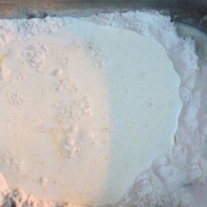 Cách làm bánh mì sữa tươi hình trái tim