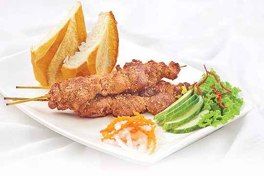 Bánh mì thịt bò xốt tương