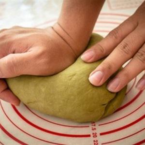 Cách làm bánh mì trà xanh