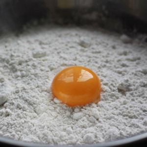 Cách làm bánh mì vòng nguyệt quế