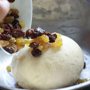 Cách làm bánh mì vòng nguyệt quế