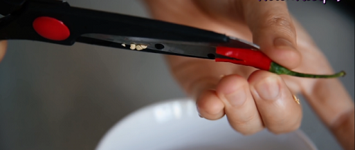 Bánh mì xíu mại mềm thơm, đủ chất cho ngày mới tràn đầy sinh lực