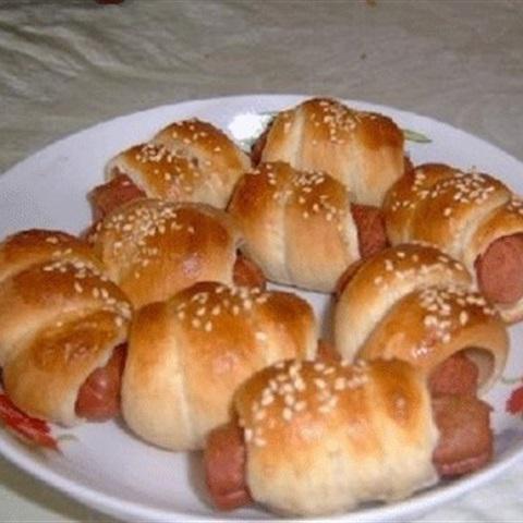 Cách làm bánh mì xúc xích nướng