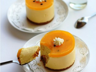 Bánh mousse chanh leo