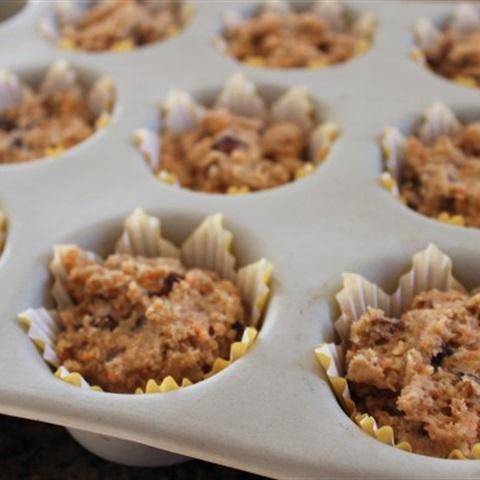 Cách làm bánh muffin cà rốt và chà là