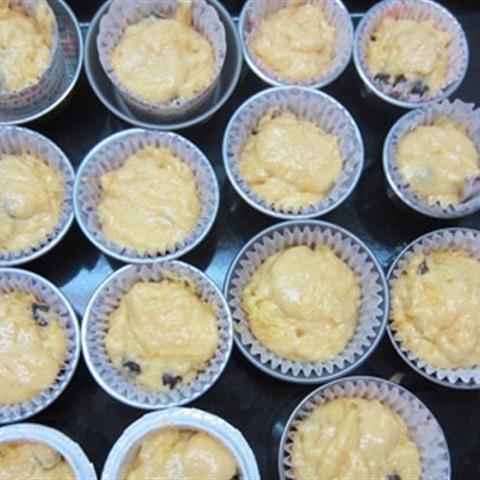 Cách làm bánh muffin cam và chocolate