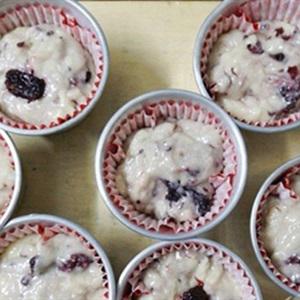 Cách làm bánh muffin dâu tằm