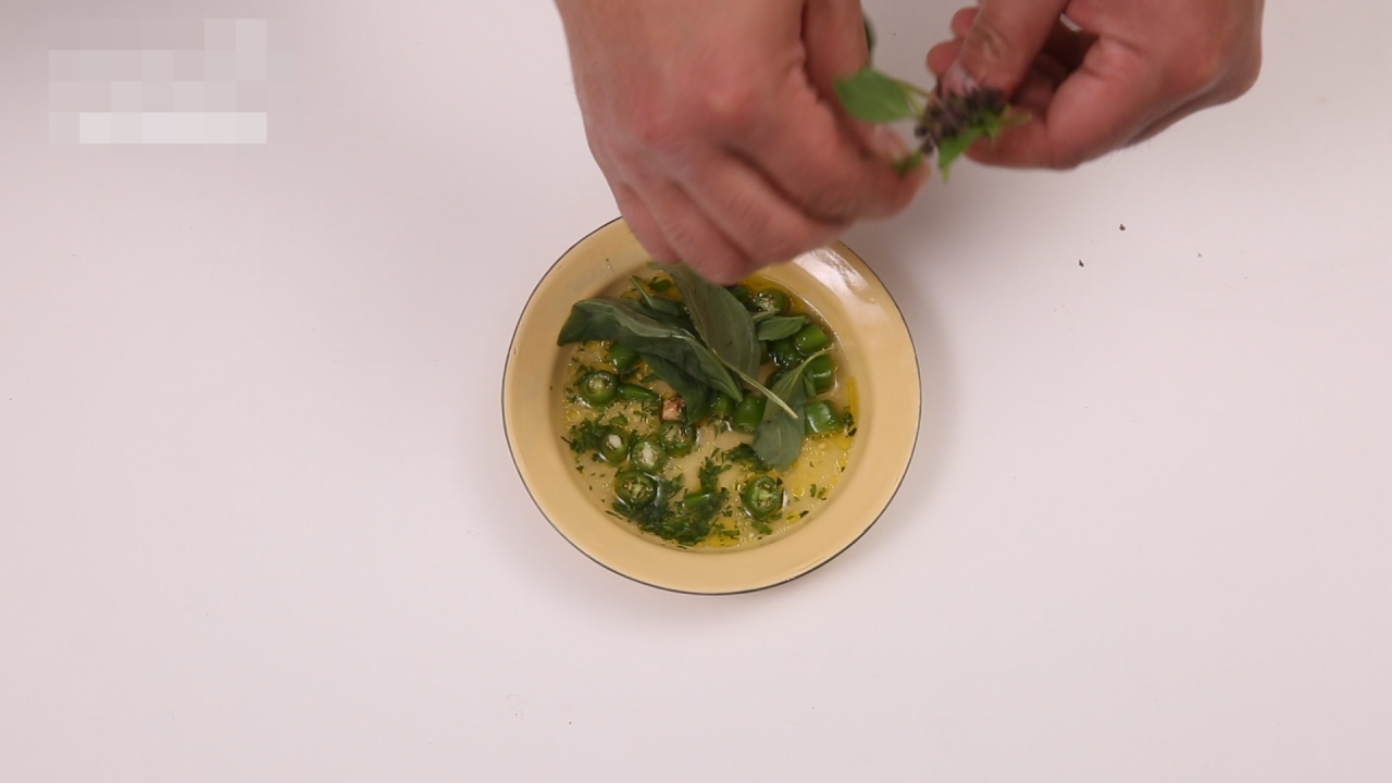 Bánh muffin súp lơ hành tím ngon khó cưỡng