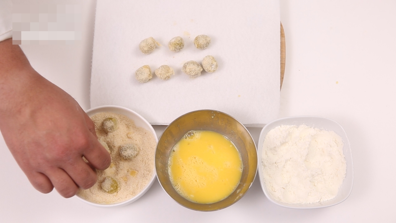 Bánh muffin súp lơ hành tím ngon khó cưỡng