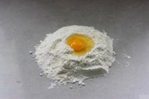 Bánh mỳ xúc xích ăn là thích mê!