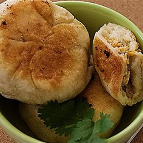 Cách làm bánh nếp áp chảo nhân thịt