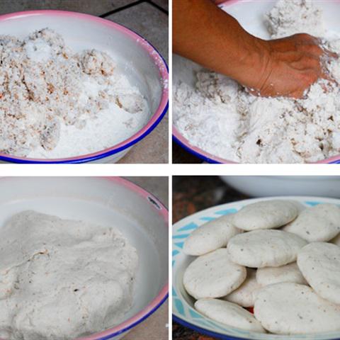 Cách làm bánh nếp bọc đường