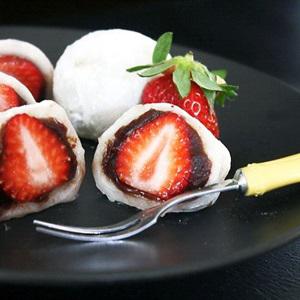 Cách làm bánh nếp dâu tây