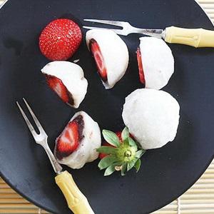 Cách làm bánh nếp dâu tây