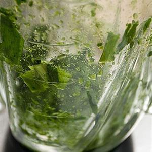 Cách làm bánh nếp lá dứa nhân đường đỏ