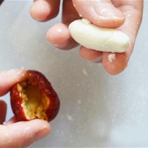 Cách làm bánh nếp táo tàu