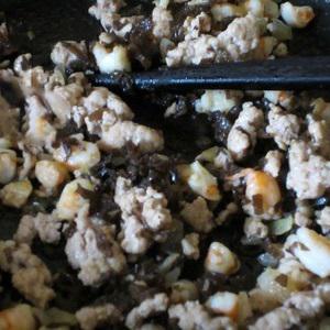 Cách làm bánh nếp tôm thịt