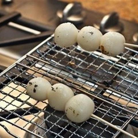 Cách làm bánh nếp xiên que