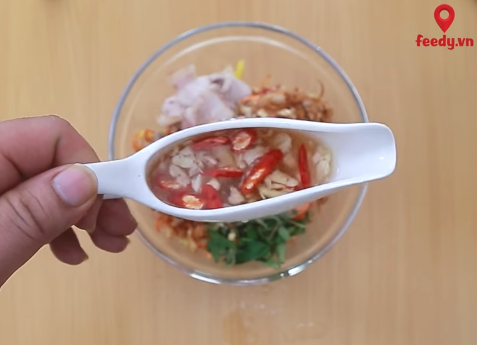 Bánh ngô chiên thơm béo, ngọt ngào, ai ăn cũng xiêu lòng