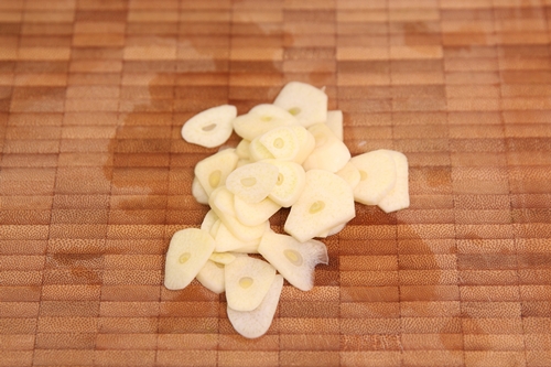 Bánh ngô kẹp kim chi kiểu Hàn cho bữa sáng lạ miệng