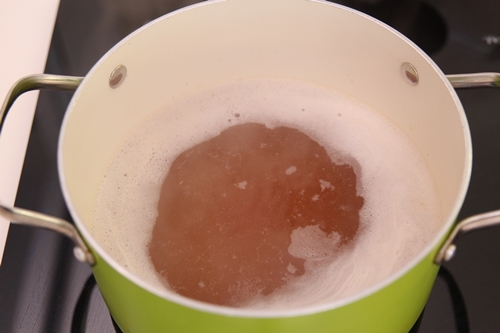 Bánh ngô kẹp kim chi kiểu Hàn cho bữa sáng lạ miệng