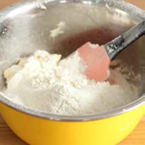 Cách làm bánh nhân khoai tây thịt